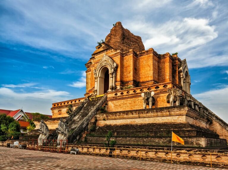 Wat Chedi Luan Chiang Mai